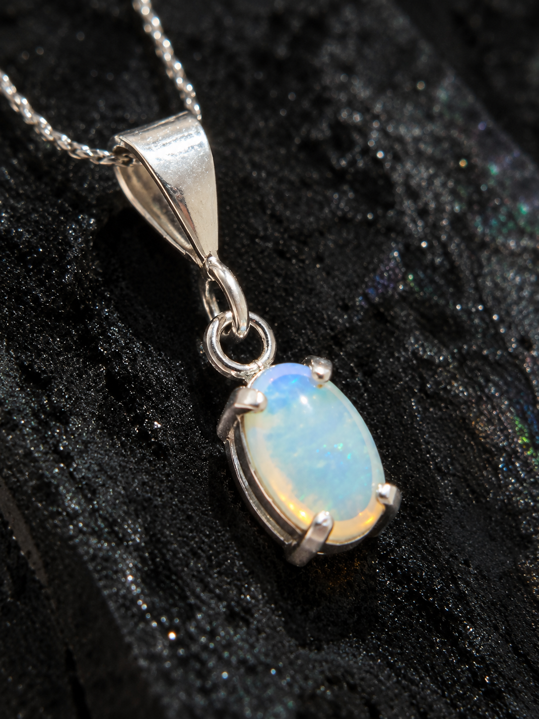 Northern Light — Lightning Ridge Crystal Opal Pendant